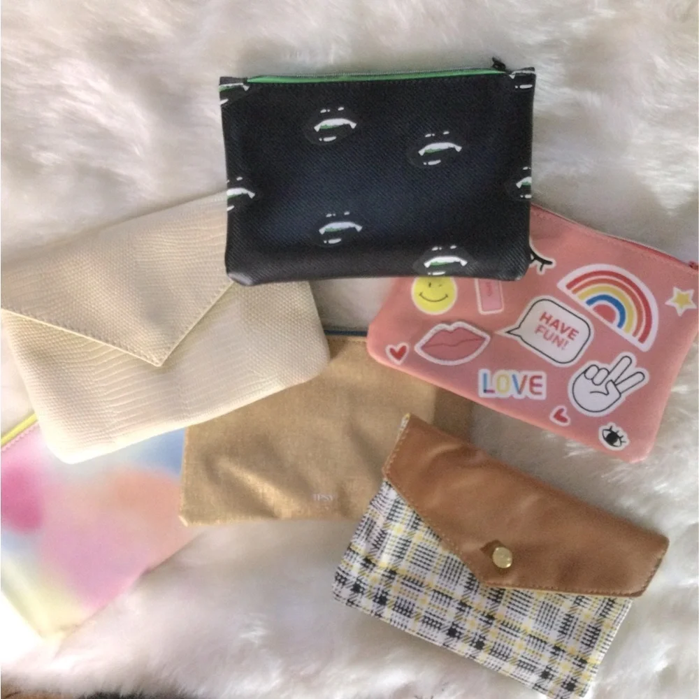 IPSY - ONE Bundle of SIX makeup bags